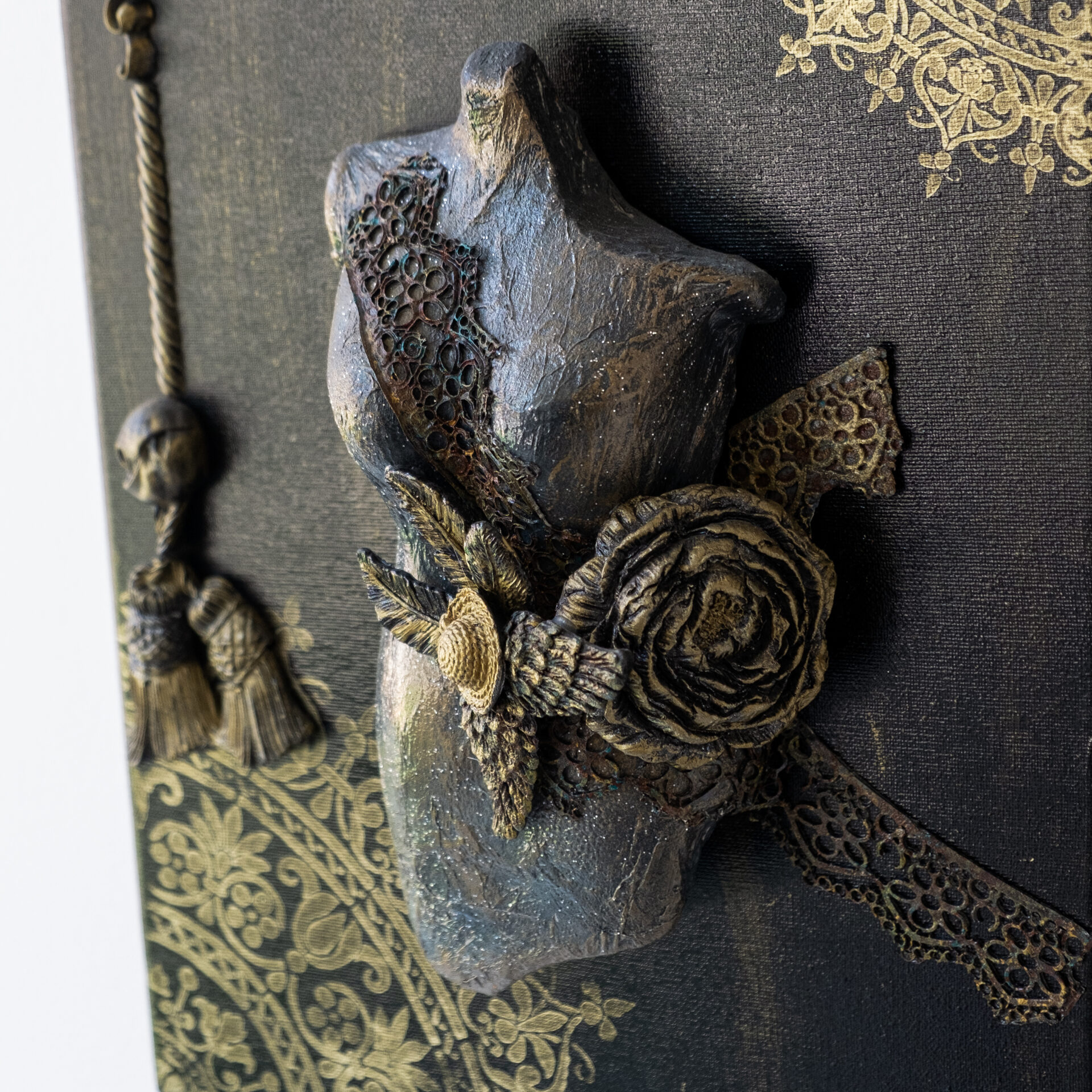 Πίνακας mixed media Victorian Ghost - Image 2